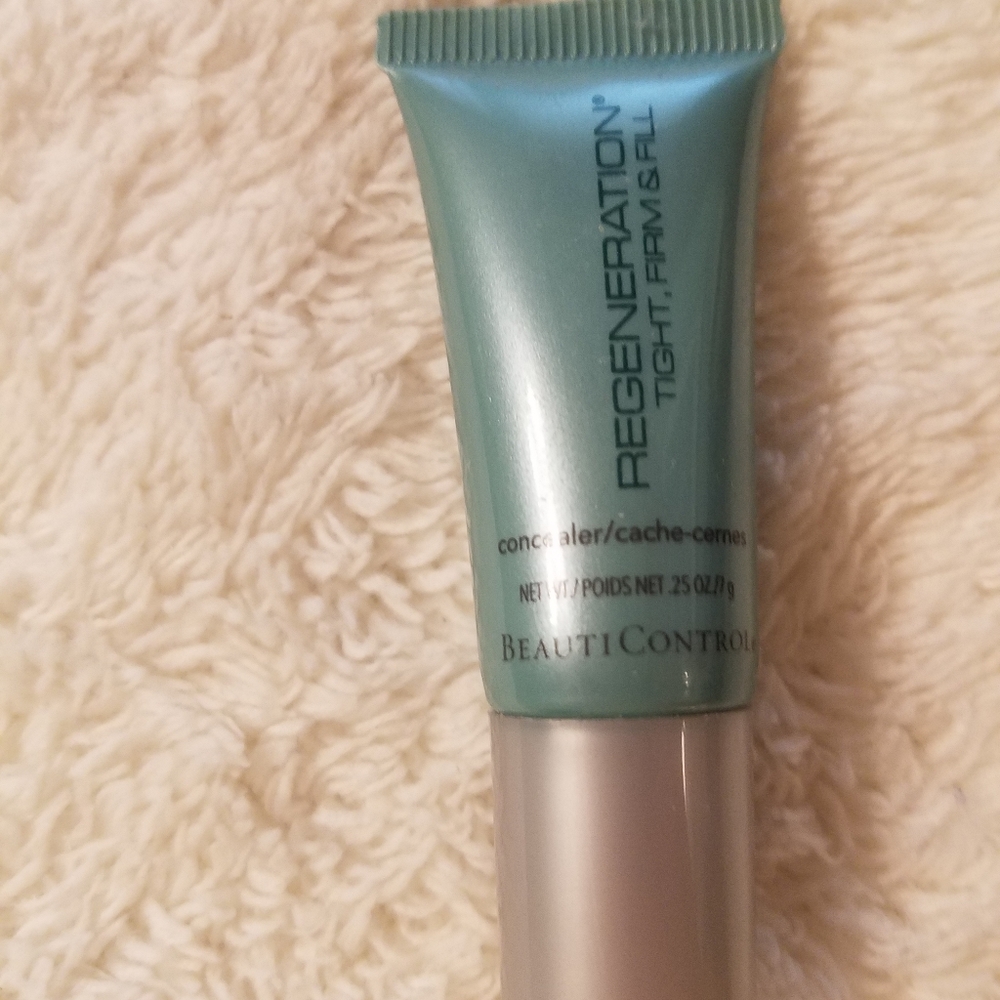 Tight, Firm & Fill Concealer-DARK
